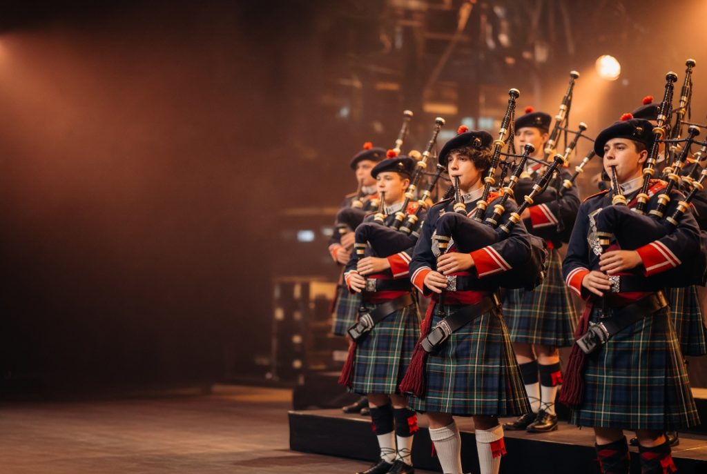 Buy Scottish Kilt: UK Tartan Fit & Outfit Guide