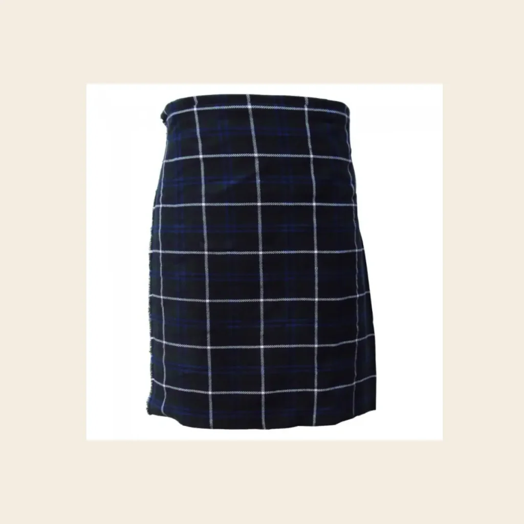 traditional scottish kilt tartan